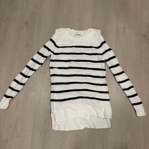 old navy sweater